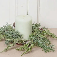 Sparkled cedar candle ring