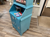 Rachel the sweet Rose Patina bookshelf