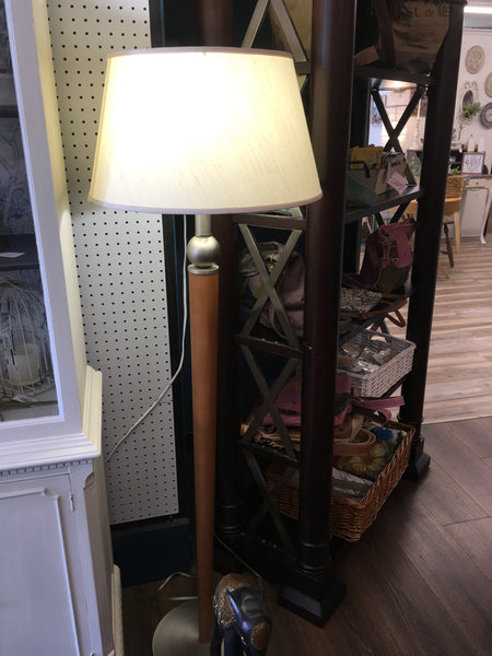 MCM type floor lamp